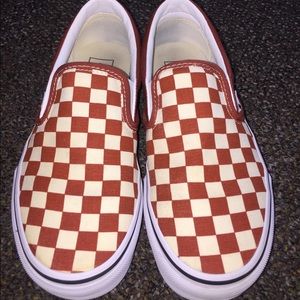 women’s checkered vans